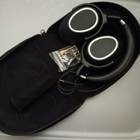 Sennheiser Momentum PXC 550 Wireless Headphones | Bluetooth | ANC | Black - Picture 5 of 8